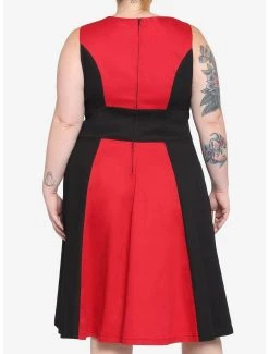 Boxlunch Her Universe Marvel WandaVision Scarlet Witch Women's Plus Size Dress -Boxlunch Shop unnamed file 628